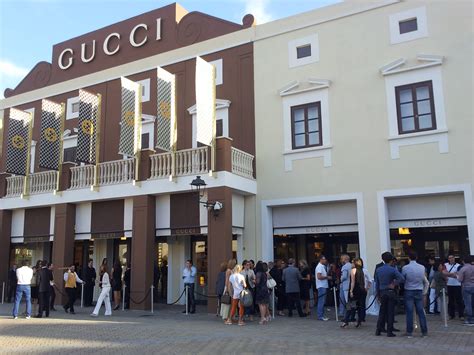 gucci rome outlet|outlet gucci italia.